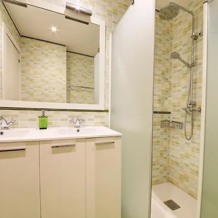 Completa 8 En Primera Linea De Playa Holiday home San Sebastian