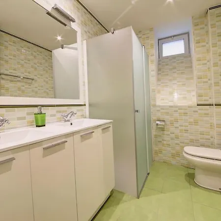 Ferienhaus Completa 8 En Primera Linea De Playa San Sebastián